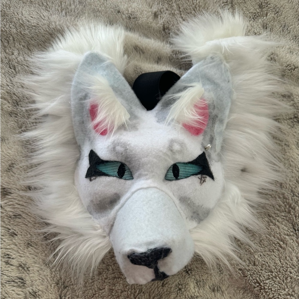 Arctic wolf fox mask therian furry